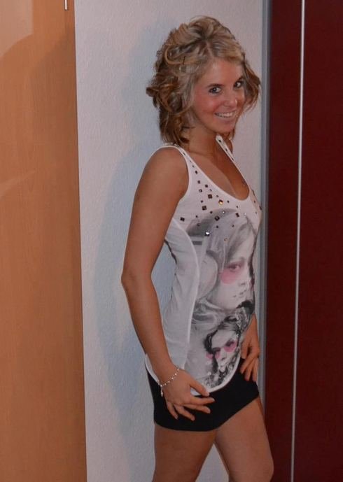 Diane 23 Escort à Burbure