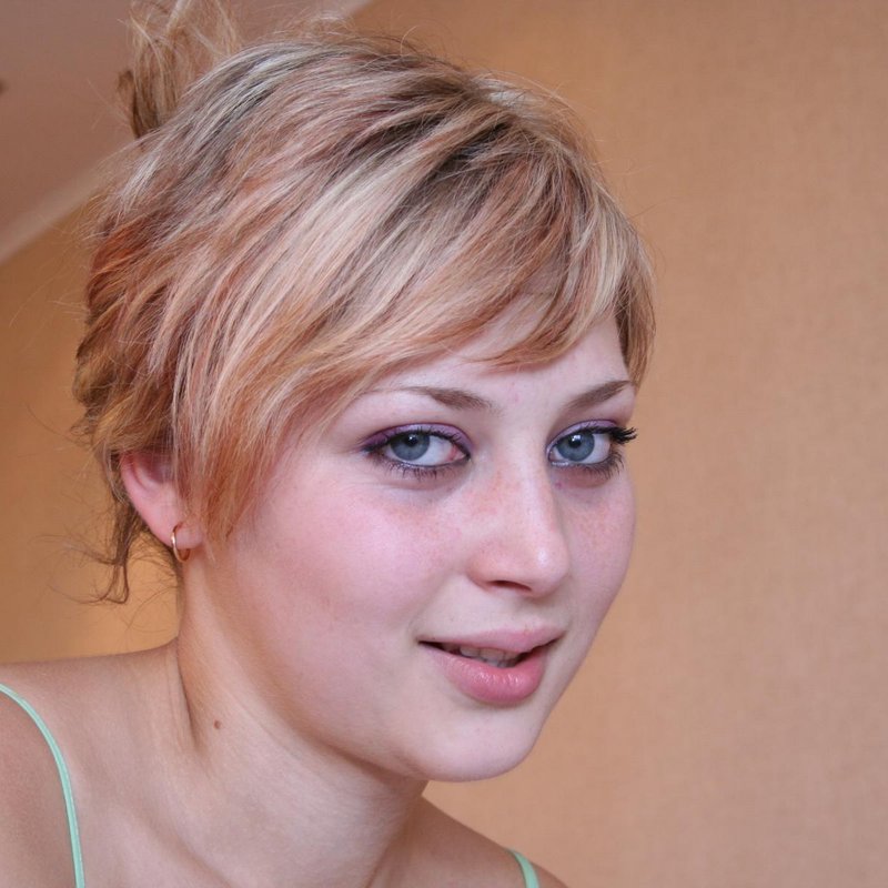 Mathilde 27 Escort girl Avully