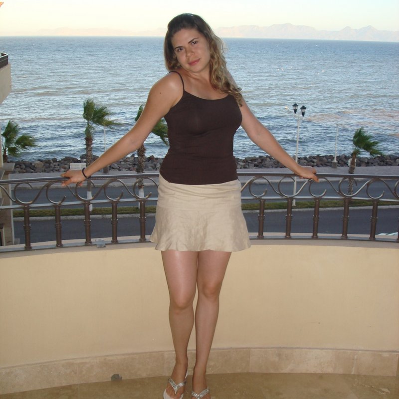 Roxanne 35 Escorte Bronvaux