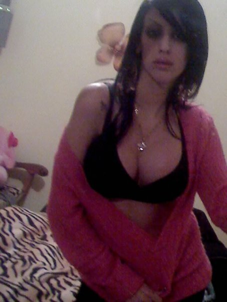 Jacinthe 34 Escort girl Bourgon