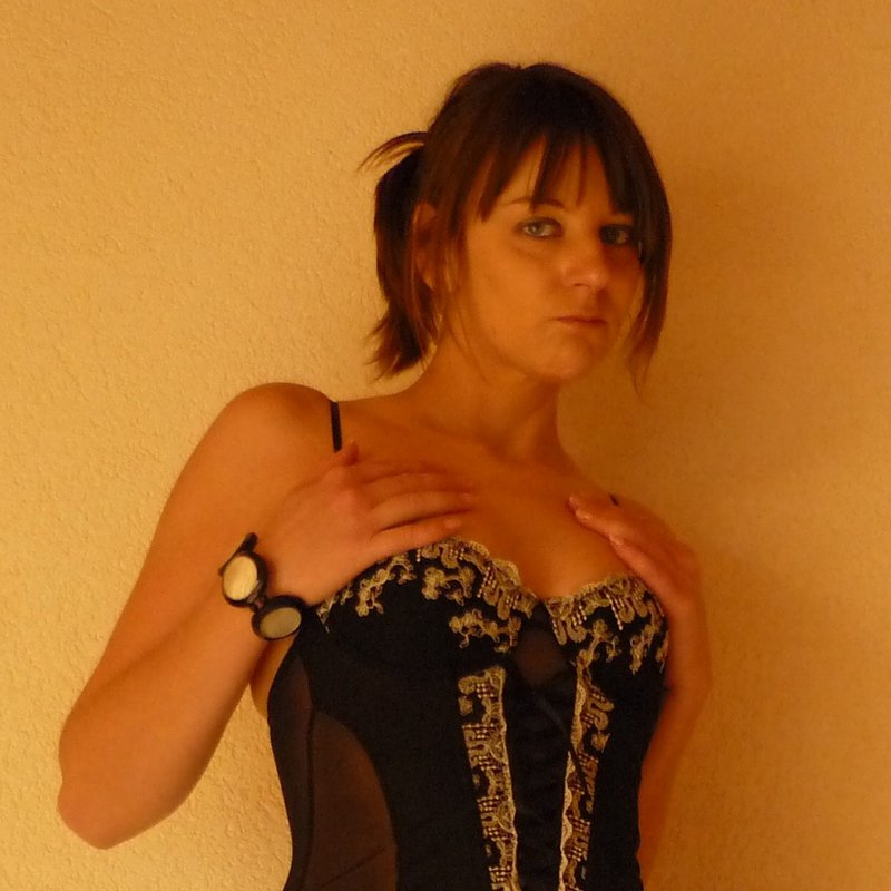 Faustine 31 Rencontre escort Belleville-sur-Meuse